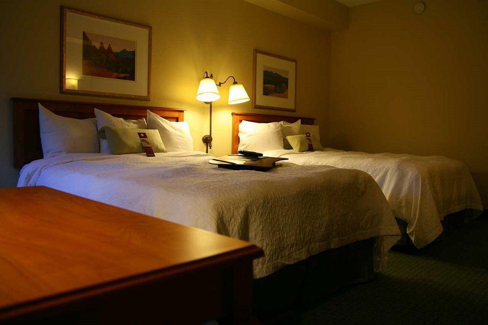 Hampton Inn Sedona Rum bild